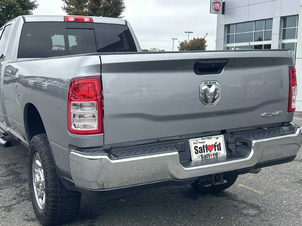 Used 2024 RAM 2500 Tradesman w/ Chrome Appearance Group AWD/4WD image 11