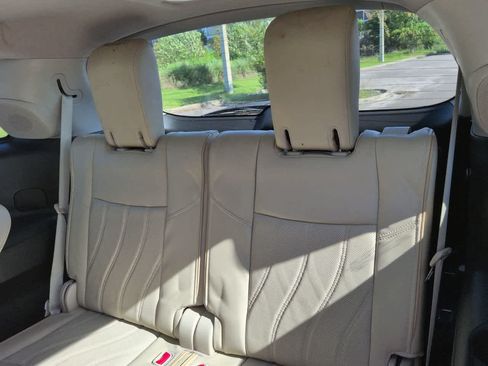 Used 2015 INFINITI QX60 FWD w/ Deluxe Touring Package image 13