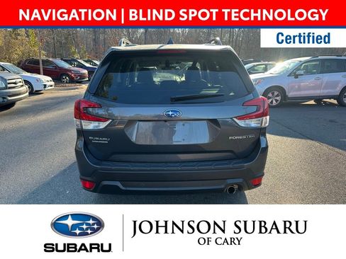 Certified 2022 Subaru Forester Limited image 4