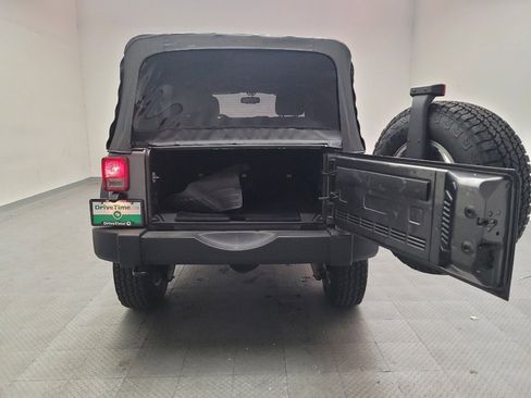 Used 2018 Jeep Wrangler Unlimited Sport S image 29