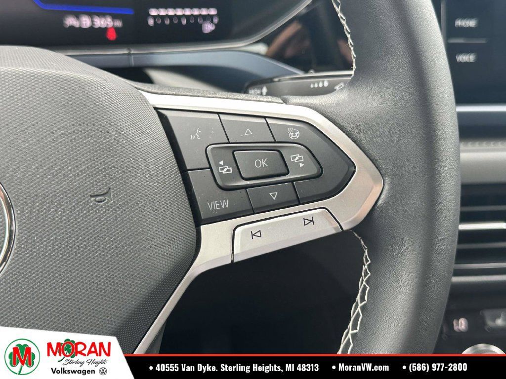 Certified 2024 Volkswagen Taos SE AWD/4WD image 24