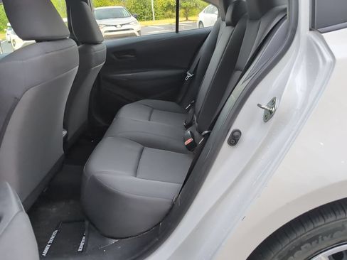Used 2024 Toyota Corolla LE FWD image 10