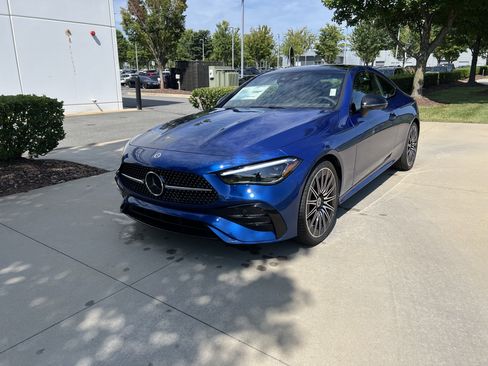 New 2027 Mercedes-Benz CLE 300 4MATIC Coupe image 5