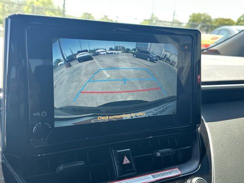 Certified 2025 Toyota Corolla SE FWD image 14