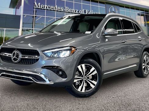 New 2026 Mercedes-Benz GLA 250 4MATIC image 2