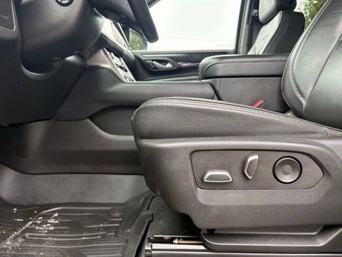 Certified 2023 GMC Yukon Denali image 33