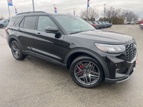 New 2026 Ford Explorer ST image 2