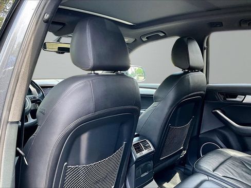 Used 2017 Audi Q5 2.0T Premium Plus w/ Technology Package AWD/4WD image 17