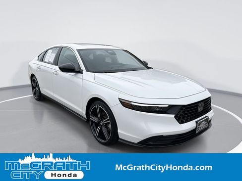 Certified 2025 Honda Accord Sport image 1