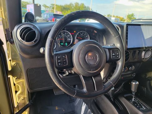 Used 2013 Jeep Wrangler Sport AWD/4WD image 11