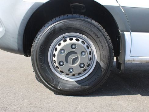 Used 2023 Mercedes-Benz Sprinter 3500 image 11