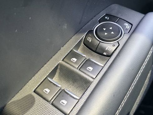 Used 2023 Ford Mustang Mach-E Premium image 15