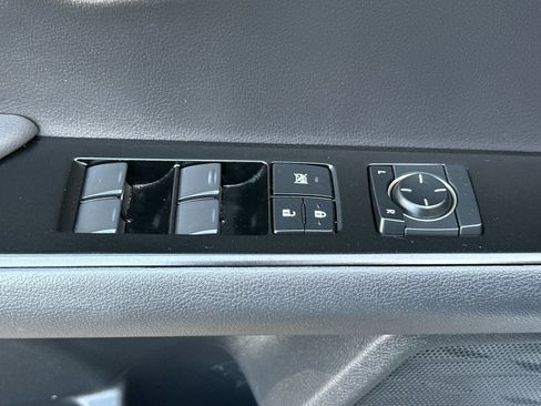 Used 2022 Lexus UX 250h w/ Accessory Package (Z2) image 11