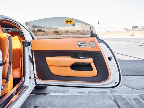 Used 2019 Rolls-Royce Wraith image 28