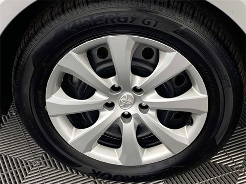 Used 2025 Toyota Corolla LE image 25