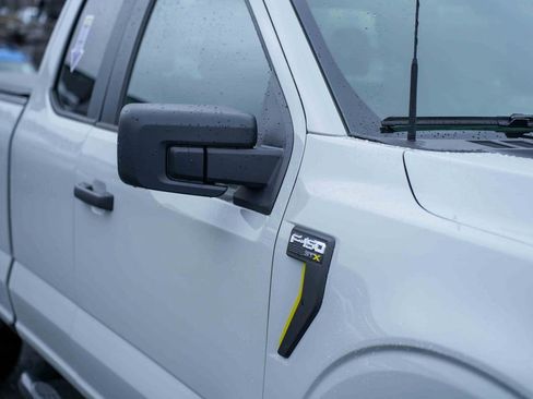 Used 2024 Ford F150 STX AWD/4WD image 9