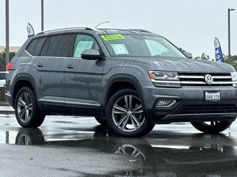 Used 2019 Volkswagen Atlas SEL FWD image 2