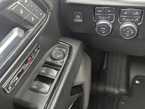 Used 2024 GMC Sierra 1500 AT4X image 34