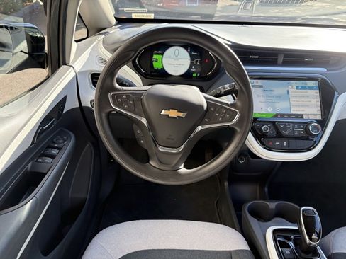 Used 2020 Chevrolet Bolt LT image 8