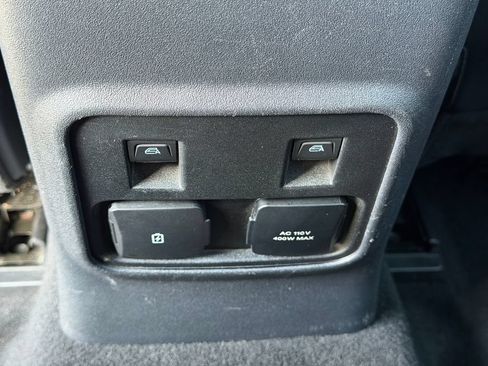 Used 2023 Ford Bronco Wildtrak AWD/4WD image 19