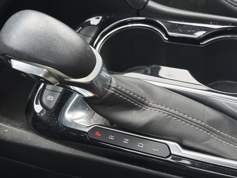 Used 2020 Buick Encore GX Select w/ Experience Buick Package image 21