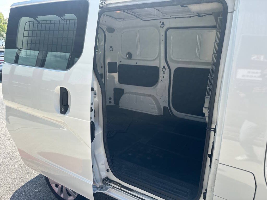 Used 2020 Nissan NV200 SV w/ Sliding Glass Door Package FWD image 8