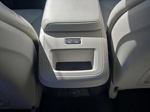 Used 2024 Volvo S60 B5 Plus image 14