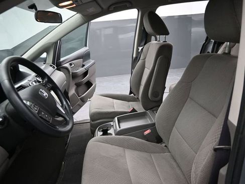Used 2016 Honda Odyssey SE image 15