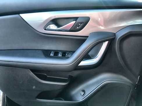 Used 2024 Chevrolet Blazer LT w/ Convenience Package image 13