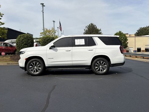 Used 2022 Chevrolet Tahoe LT w/ LT Signature Plus Package RWD image 15