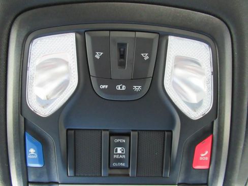 Used 2022 RAM 1500 Big Horn w/ Back Country Package AWD/4WD image 30