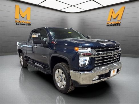 Used 2022 Chevrolet Silverado 3500 LTZ w/ LTZ Premium Package image 2