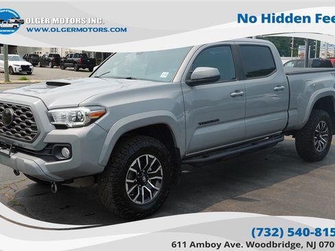 Used 2020 Toyota Tacoma TRD Off-Road AWD/4WD image 1