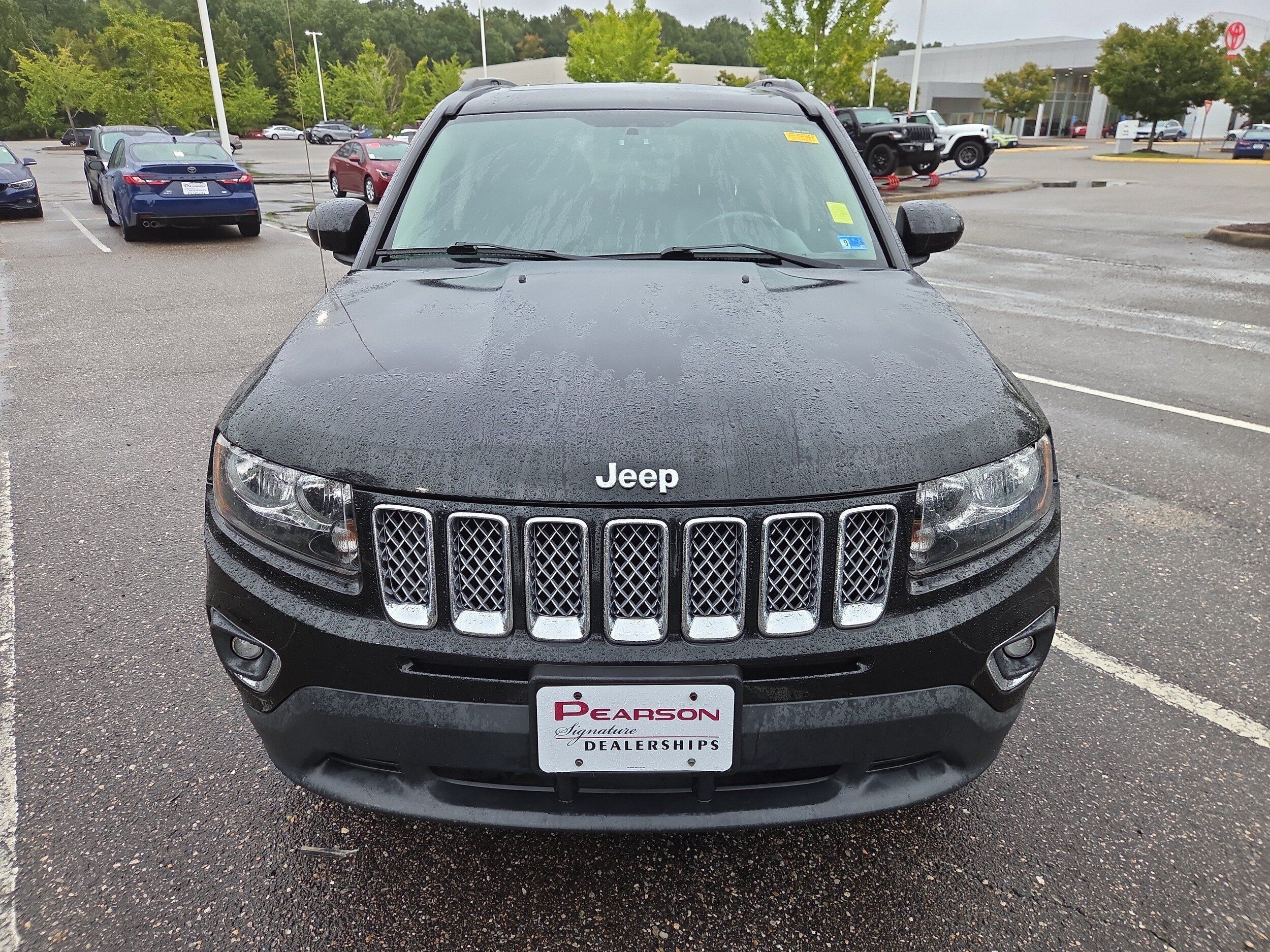 Used 2017 Jeep Compass High Altitude FWD image 8