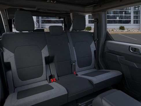 Used 2025 Ford Bronco Big Bend image 11