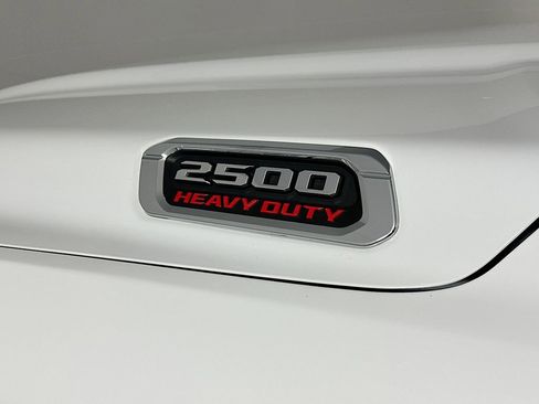 Used 2025 RAM 2500 Big Horn AWD/4WD image 28