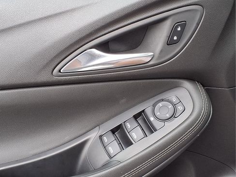 Used 2025 Buick Encore GX Preferred FWD image 20