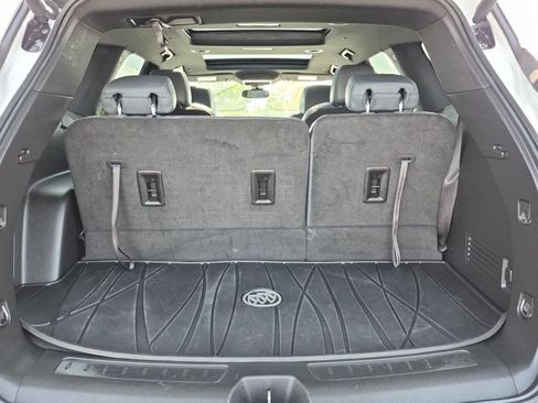 Used 2023 Buick Enclave Essence w/ Experience Buick Package FWD image 17