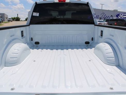 New 2025 Ford F250 Lariat w/ Chrome Package image 6