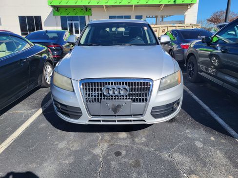 Used 2011 Audi Q5 2.0T Premium image 2