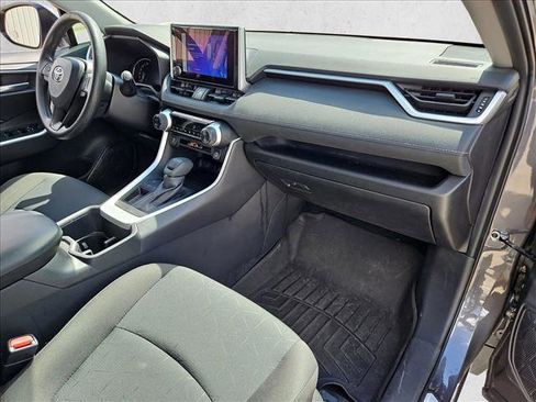 Used 2024 Toyota RAV4 XLE image 21
