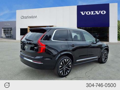 New 2026 Volvo XC90 B5 Plus w/ Protection Package AWD/4WD image 3