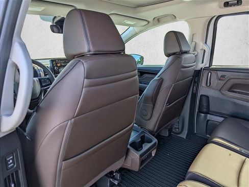 New 2026 Honda Odyssey Touring image 25