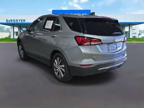 Used 2024 Chevrolet Equinox LT w/ LPO, Floor Liner Package image 10