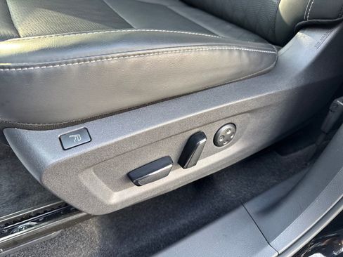 Certified 2025 Nissan Murano Platinum w/ Cargo Package image 28