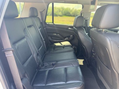 Used 2016 GMC Yukon SLT w/ Open Road Package AWD/4WD image 16