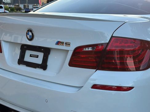 Used 2014 BMW M5 RWD image 49