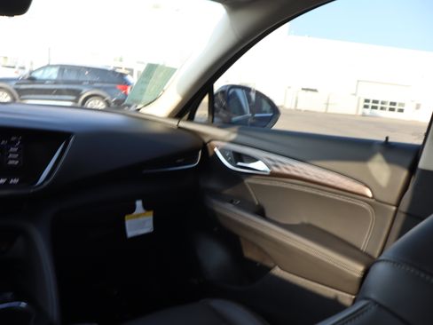 Used 2023 Buick Envision Avenir AWD/4WD image 11