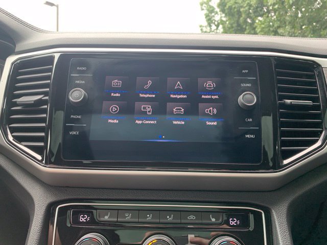 Used 2022 Volkswagen Atlas Cross Sport SE w/ Panoramic Sunroof Package AWD/4WD image 16