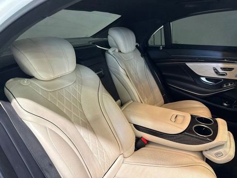 Used 2018 Mercedes-Benz S 560 Sedan image 29
